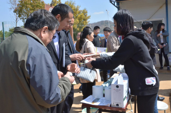 云南省“三中心”建设相关负责人对我司双创基地进行考察指导